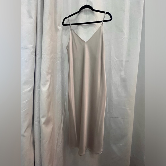 NWT Gianni Bini Satin V-Neck Sleeveless Slip Midi Dress - Champagne color - Picture 2 of 5